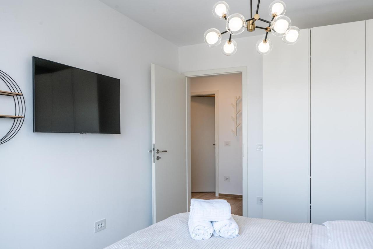 Apart B&V 701 Coresi - Luxury Mountain Haven Braşov Exterior foto